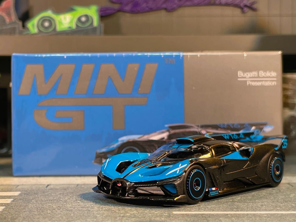 MINI GT #1063 Bugatti Bolide Presentation — Presentation finish