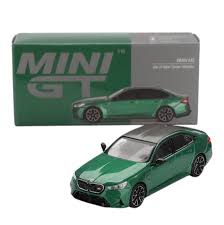 MINI GT #1086 BMW M5 — Isle of Man Green Metallic